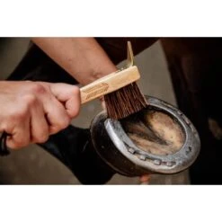 Grooming Deluxe By Kentucky Hoevenkrabber -Waldhausen || Kentucky Horsewear || Norton Verkoop groomingdeluxehoevenkrabber gd hk8.f8be69