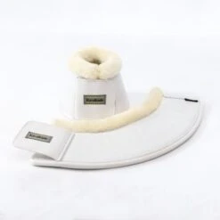 Kavalkade Springschoenen Met Imitatiebont Wit