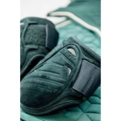 Kentucky Horsewear Kentucky Kogelbeschermer Young Horse Velvet Donker Groen -Waldhausen || Kentucky Horsewear || Norton Verkoop kentucky 179a4974.d1c965